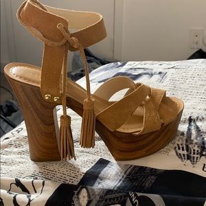 Wood brown wedges-heels